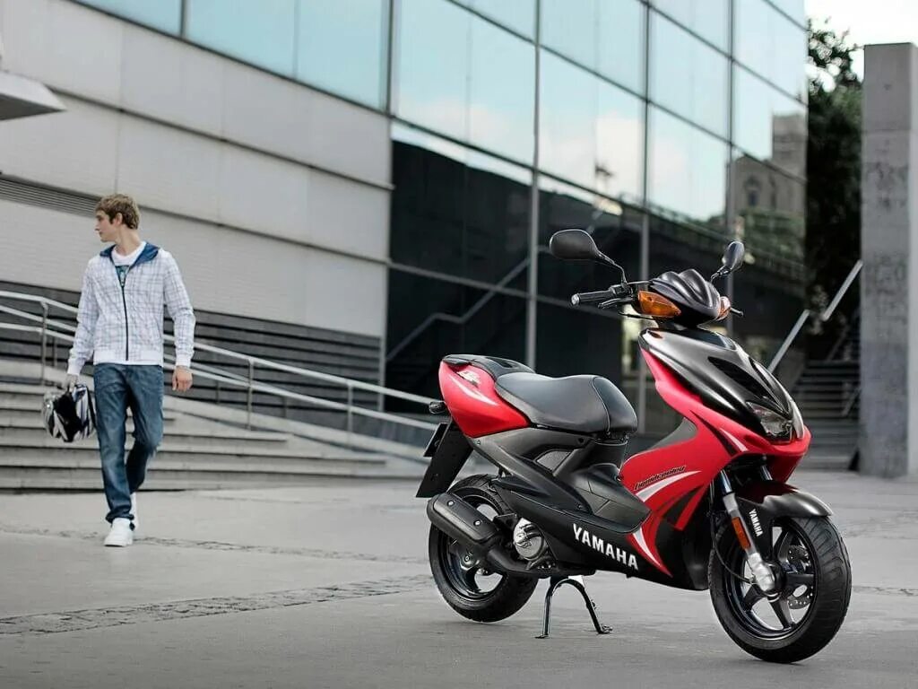 Yamaha Aerox 50. Yamaha Scooter 50. Скутер Yamaha 150 кубов. Скутер Ямаха до 50 кубов. Какой скутер ямаха