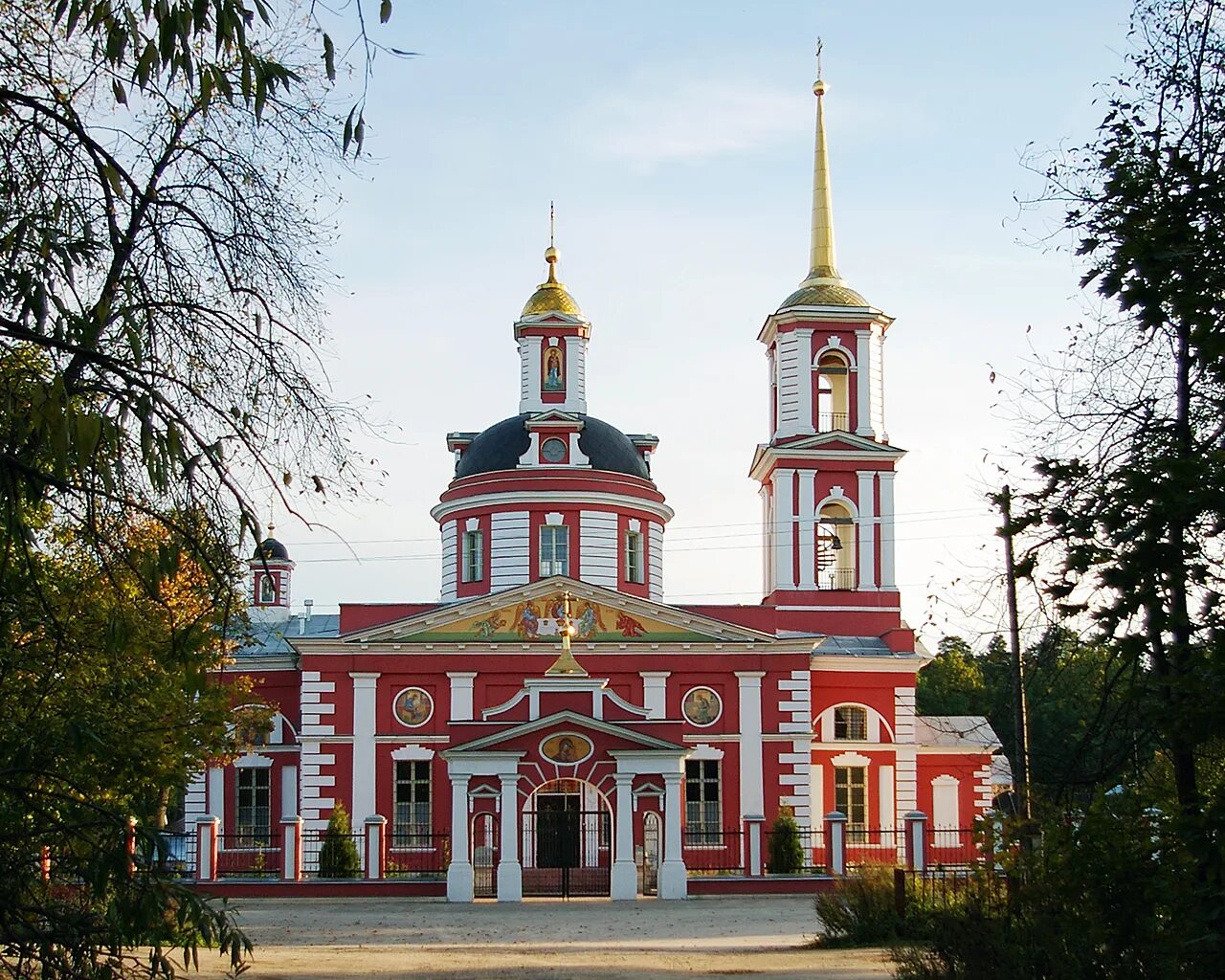 Форум алмазово. Форум алмазово