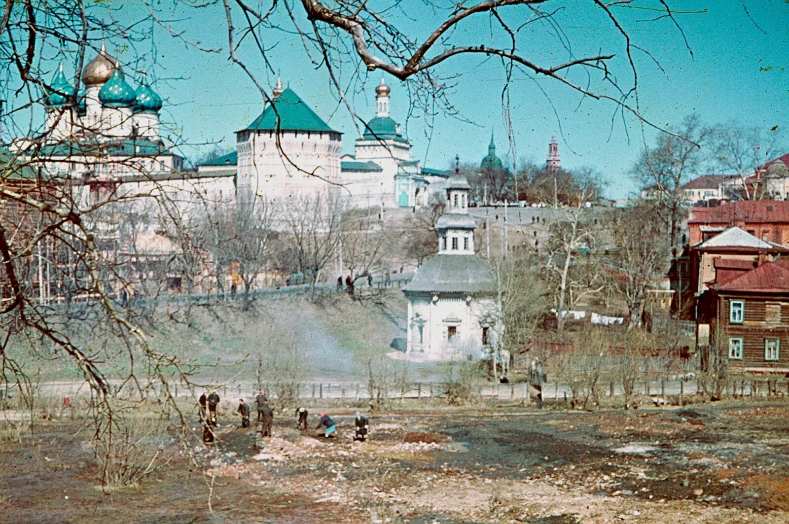 загорск как сейчас называется. загорск как сейчас называется. троице-сергиев монастырь в загорске. загорск переименован в сергиев посад в каком году. загорск троице-сергиева лавра.