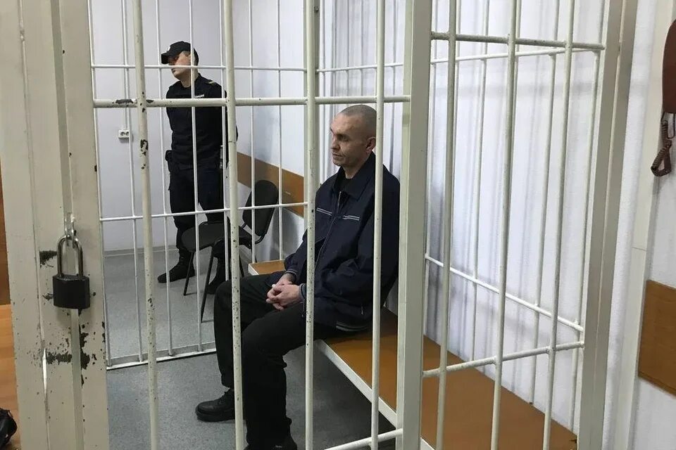 Присудили 3. Присудили 3. Оппозиционер дождь заика. Уголовное дело на виктора кириленко. Подсудимый судебное заседание.