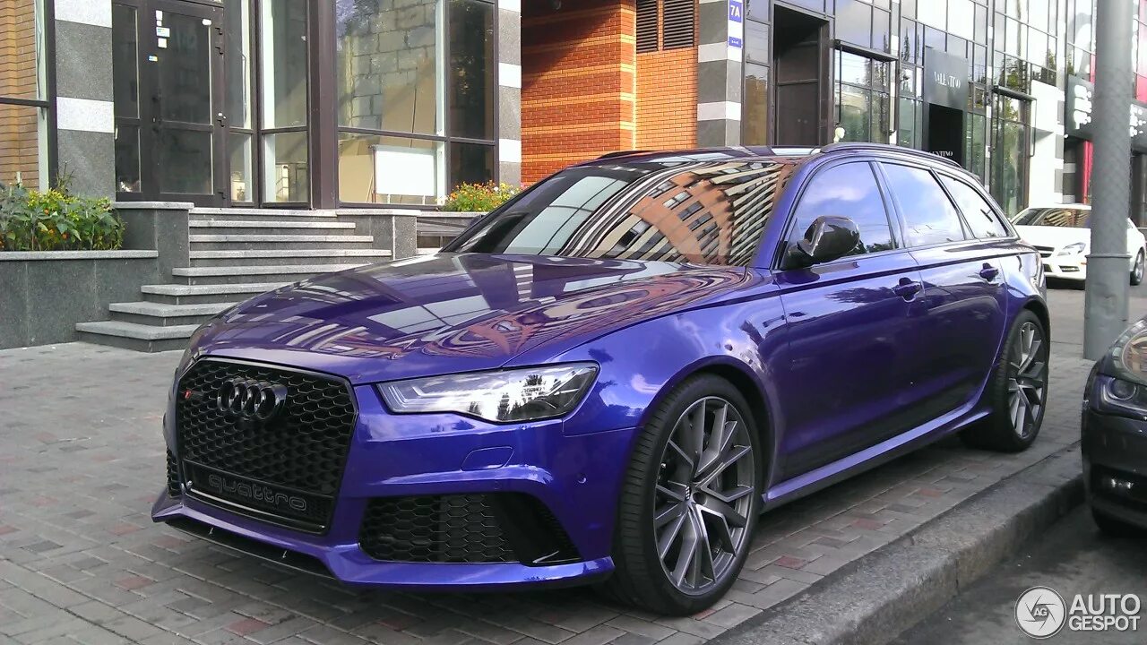 Цвет рс. Audi rs6 Purple. Rs6 c7 avant. Audi rs6 c7. Ауди рс6 фиолетовая.