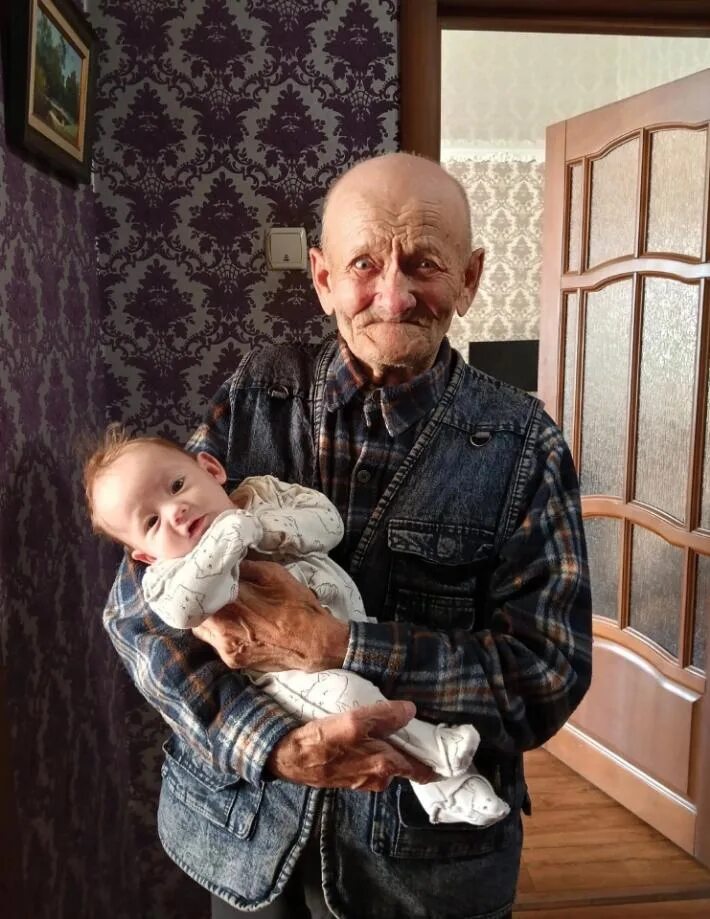 Фото деда реальное. Мой дед фото. Детям о дедушке. Картинка дедушка. Портрет пожилого мужчины.