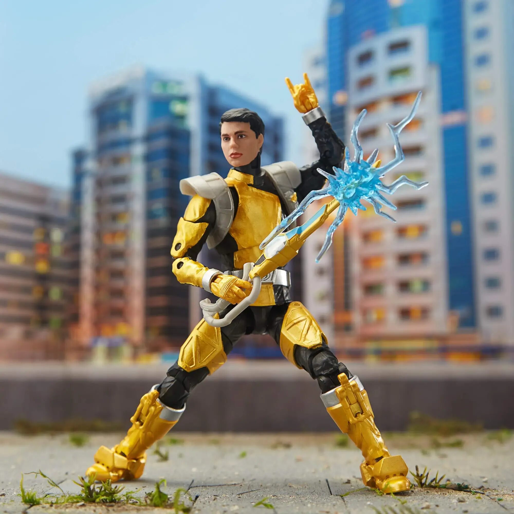 The power of the beast. Beast morphers. power rangers morphers. power rangers beast. power rangers beast morphers gold.