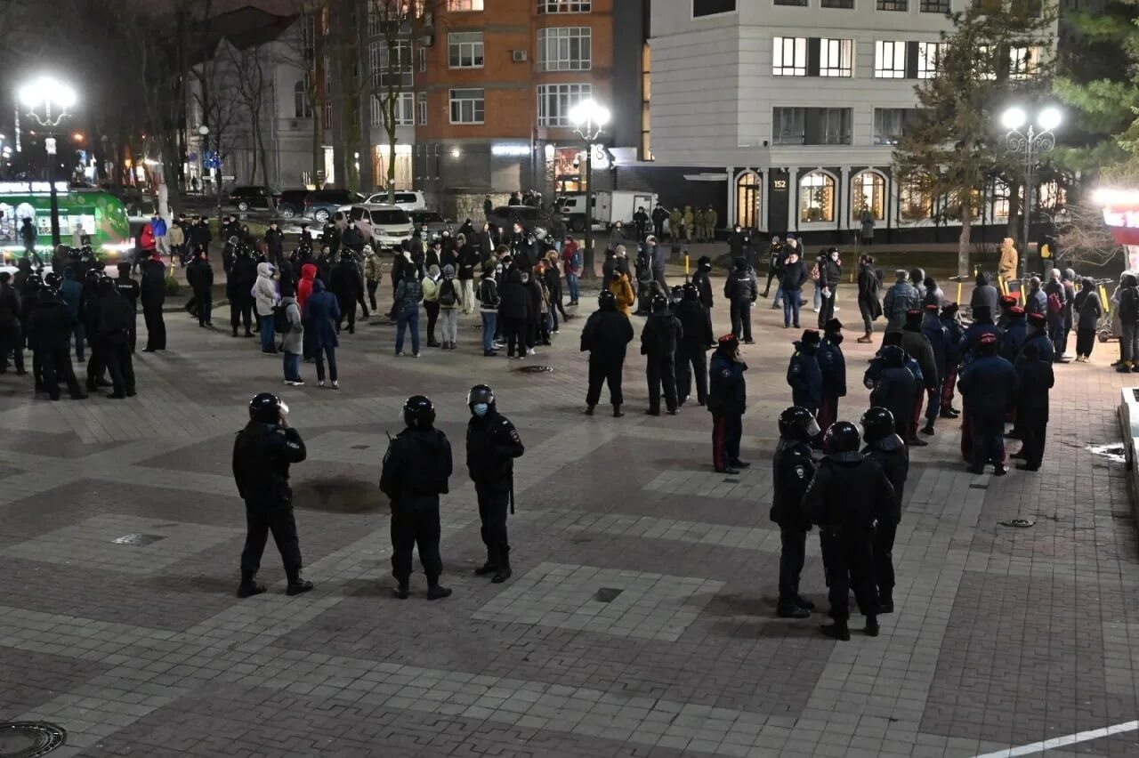 Полиция Ростов на Дону. Общественный порядок. Ростов Ньюс 61. Полицейские в Ростове казак. Ростов на дону новости свежие события