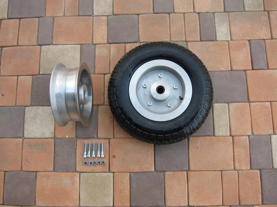 Самодельное колесо для Тачки. Колесо металлическое. Самодельные колесные диски. Самодельное колесо для Тачки из металла. Самодельную колесную