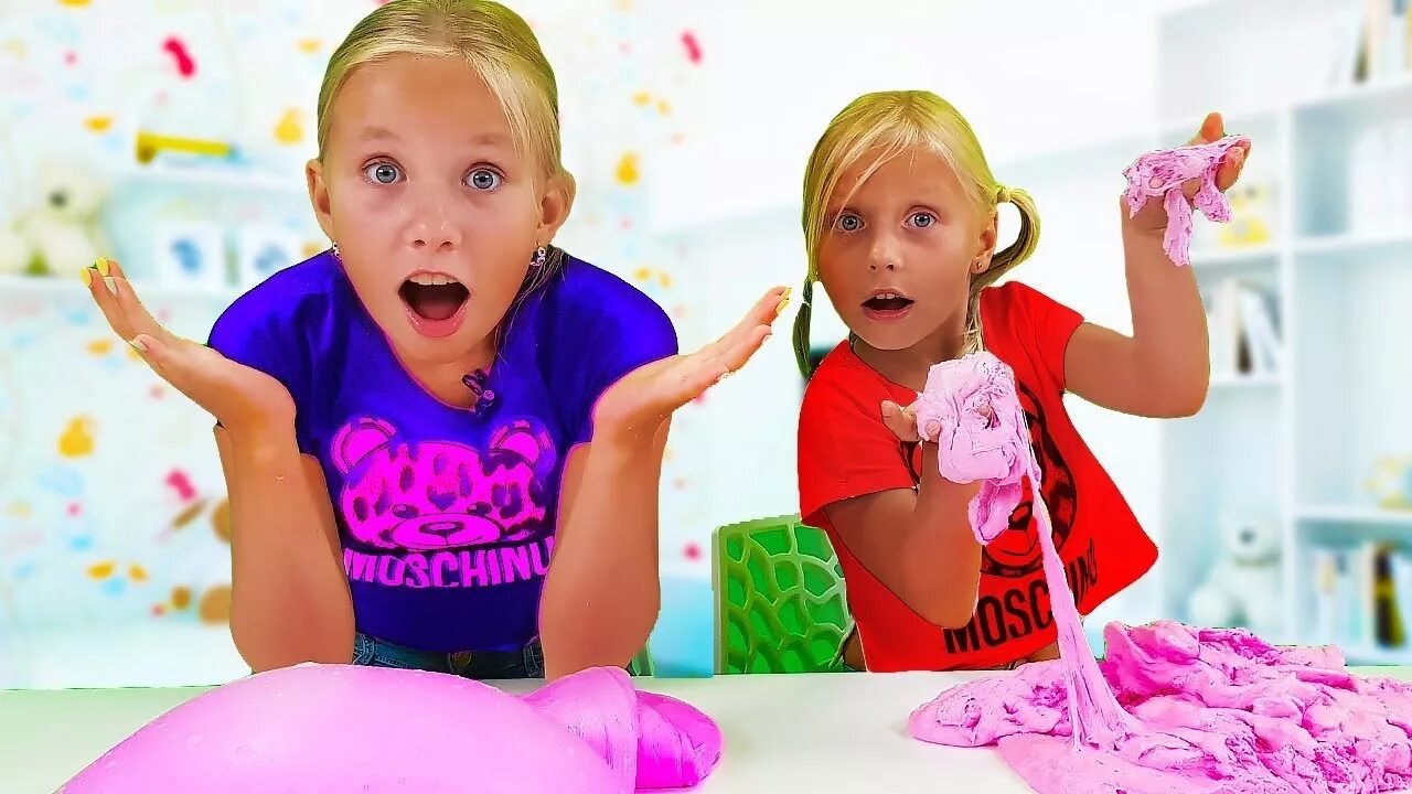 Ютуб дети 3. Детские видеоролики для малышей. Игрушки kids diana show. Ютуб дети 3. Мультиклнва грузовичок.