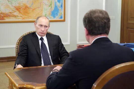 Н н швец. Н н швец. Швец н н мгимо. Швец холдинг мрск. Любовь швец кпрф.