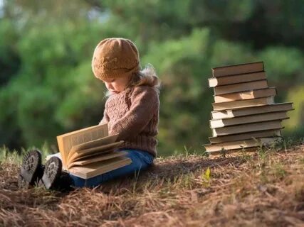 Маленькую живую книгу