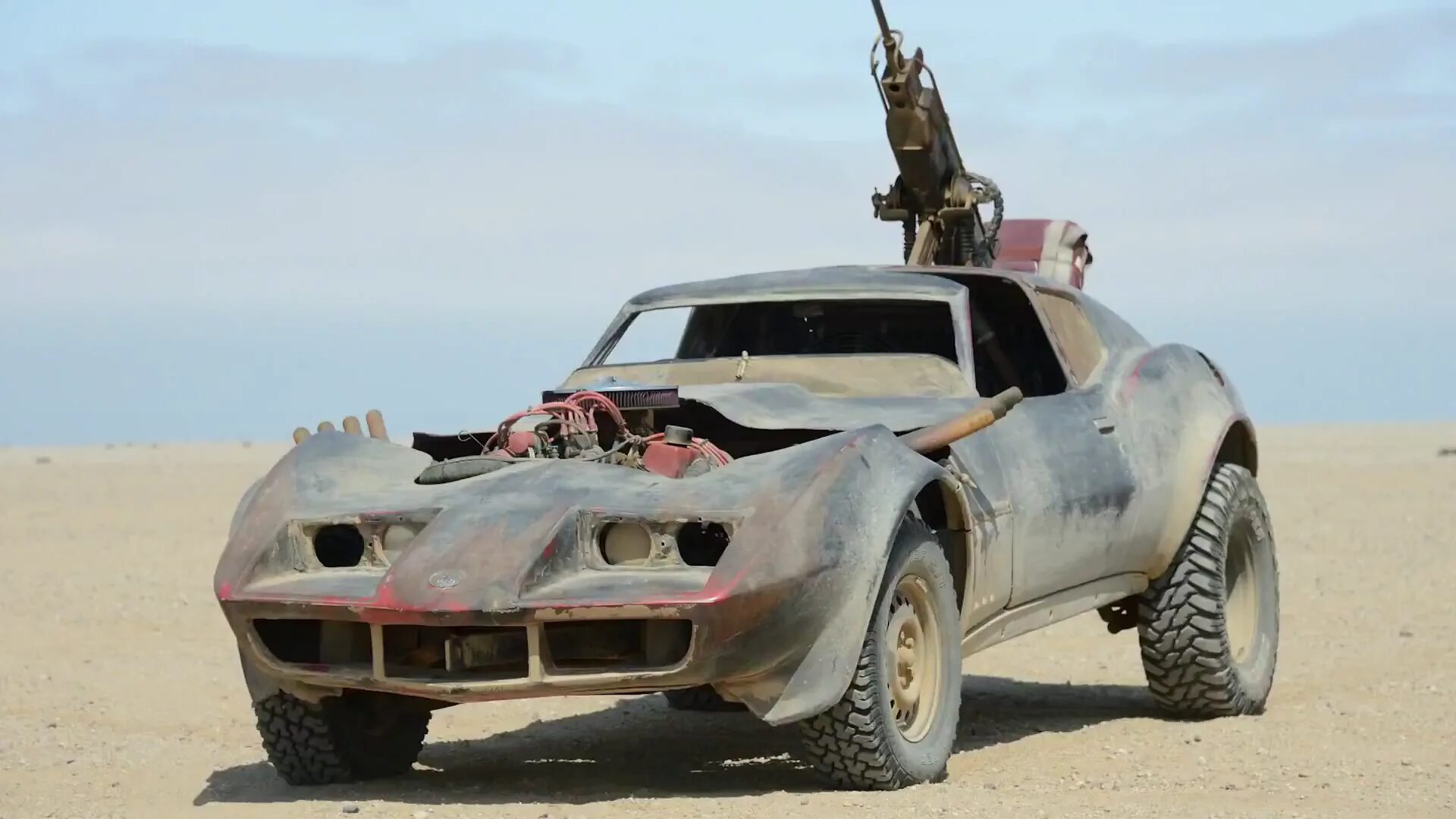 Mad max зил 130. Mad max fury road машины. Безумный макс дорога ярости машины. Mad max машины. Ford falcon xb gt351 (mad max).