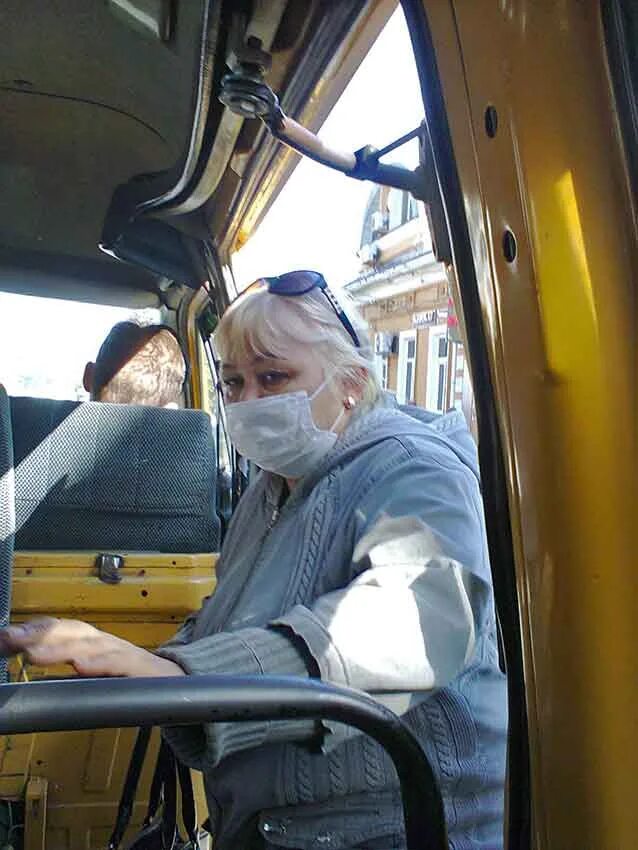 Глав врач камышинской црб. Вызов врача камышинская. Вызов врача камышинская. Гуз городская поликлиника 4 ульяновск камышинская улица. Вызов врача камышинская.