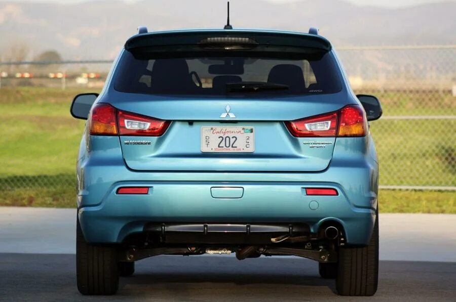 Митсубиси зад. Митсубиси аутлендер зад. outlander sport se. mitsubishi аутлендер зад. mitsubishi outlander 2014 года зад.