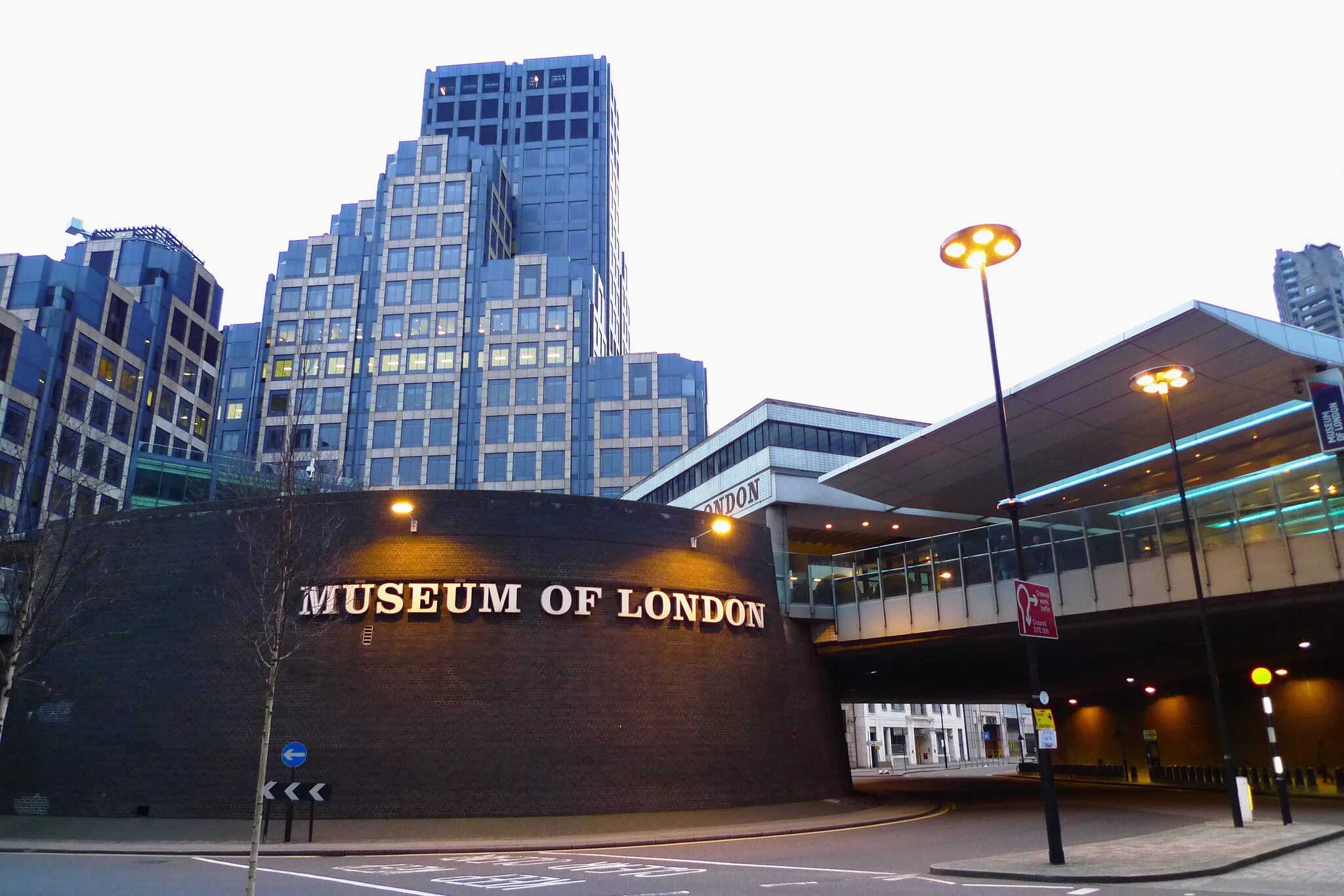 Музей лондона 5. Museum of London. Музей Crime London. Музей Лондона (Museum of London) история создания. Музей Лондона в 1976.