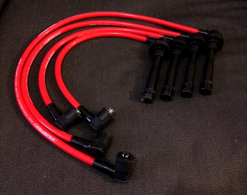 Провода зажигания высоковольтные 800r176. Провода высоковольтные красные VW Golf 3. Высоковольтные провода зажигания 10 метров. Высоковольтные провода зажигания h22a.