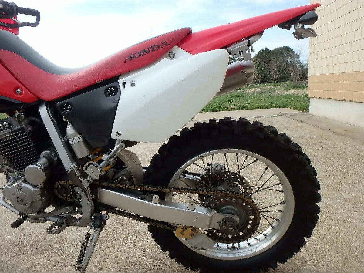 Хонда XR 250. Эндуро Honda XR. Эндуро Хонда 250 красный. Эндуро XR 250.