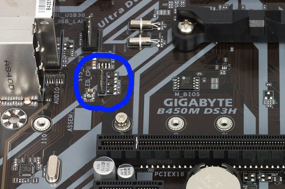 Слот не видит память. Gigabyte b450m ds3h. B450 ds3h VRM. B450m sys Fan. B450m ds3h CPU led.
