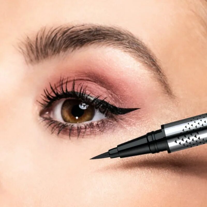 Eyeliner отзывы. АРТДЕКО подводка для глаз. Подводка Artdeco High Precision. Подводка для глаз `Artdeco` High intensity Precision Liner тон 10. Artdeco High Precision Liquid Liner.