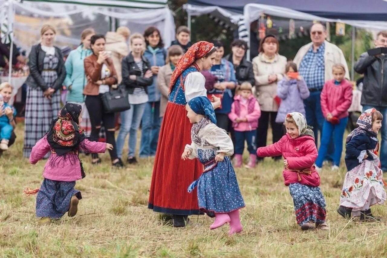 На неделю поселок игра. Народные игры. Детские народные игры. Народные забавы. Русские народные игры и забавы.