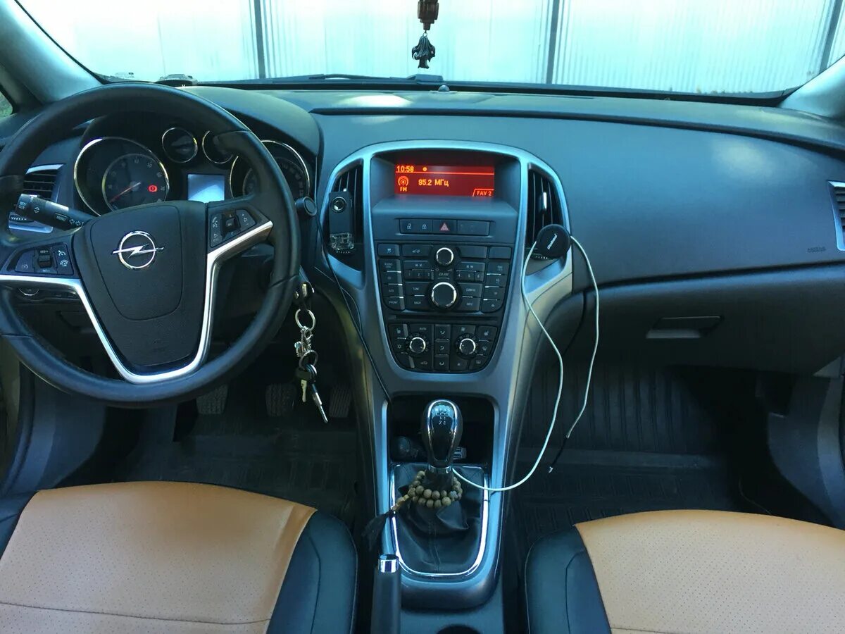 Astra салон. Opel astra j 2012 салон. opel astra j 2014 салон.