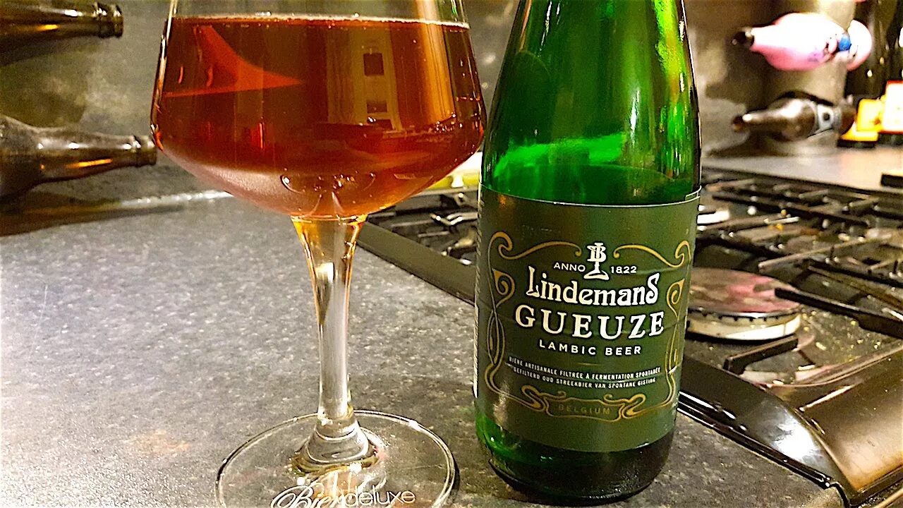 Гез пиво. Линдеманс Гез. Ламбик Lindemans. Gueuze пиво. Lindemans бокал.