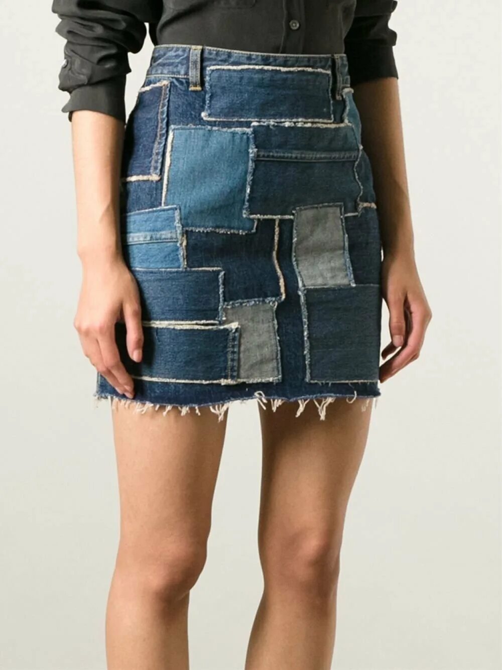Джинсовые юбки из старых джинс. Юбка джинсовая. Джинсовая юбка пэчворк. Комбинированная джинсовая юбка. Джинсовая юбка из кусочков.