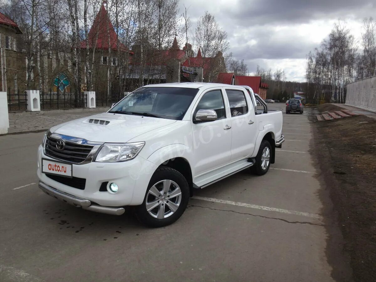 Тойота хайлюкс 2012 цена. Тойота Хайлюкс 2012 белый. Toyota Hilux 2012 года. Toyota Hilux VII Рестайлинг , 2012. Toyota Hilux 2012 года дизель.