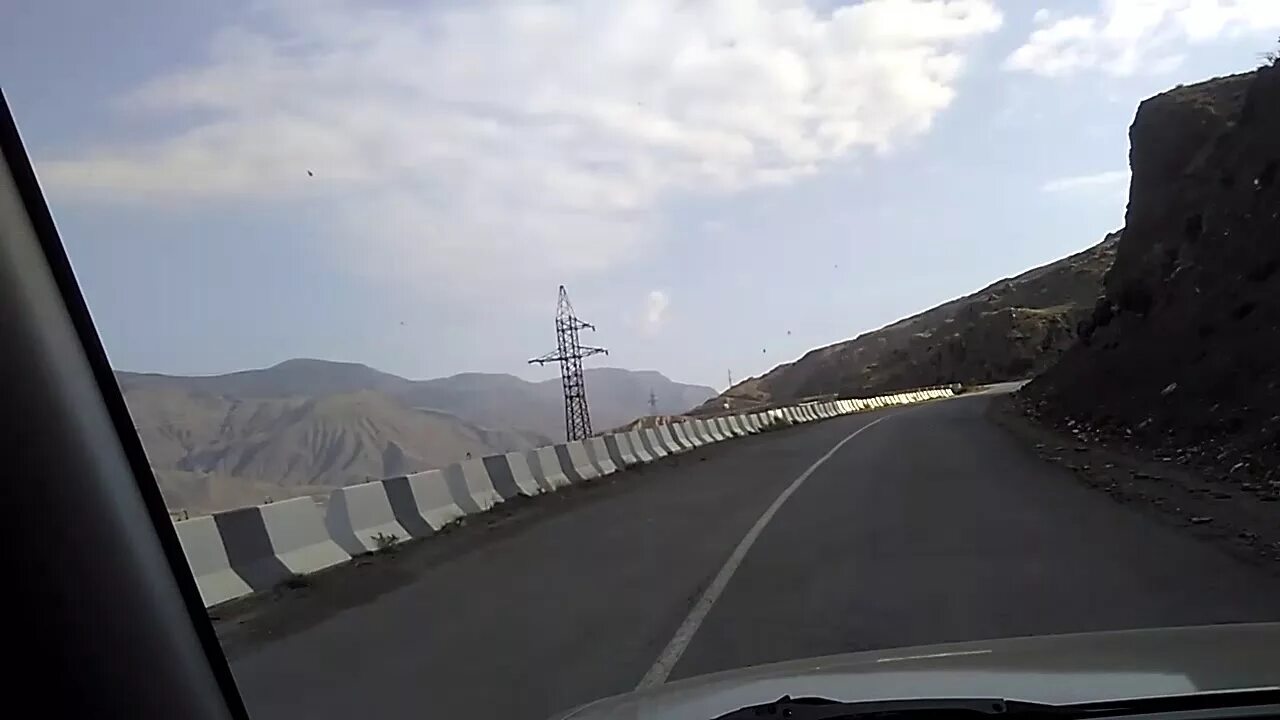 Дорога дербент. Дорога в ахты дагестан. горы каракюре. каракюре село в дагестане. докузпаринский район село каракюре.