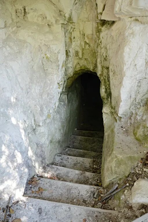 Шмарненская пещера старый Оскол. Шмарненские пещеры Белгородская область. Шмарное пещеры старый Оскол. Пещеры в Шмарном старый Оскол. Ублинские горы 1а