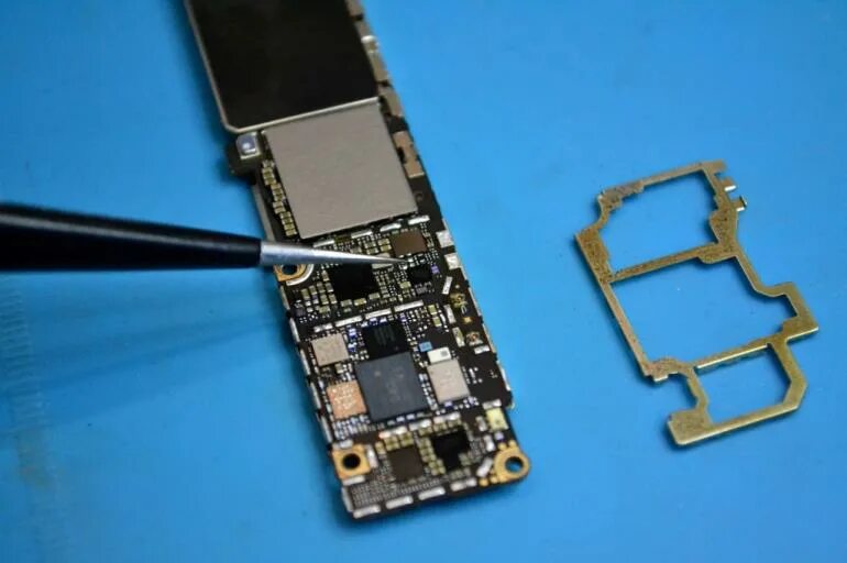 Iphone 6 plus u2. Iphone 6s микросхема u2. Iphone 6 u2 tristar. микросхема u2 iphone 6. Iphone 6 plus u2.