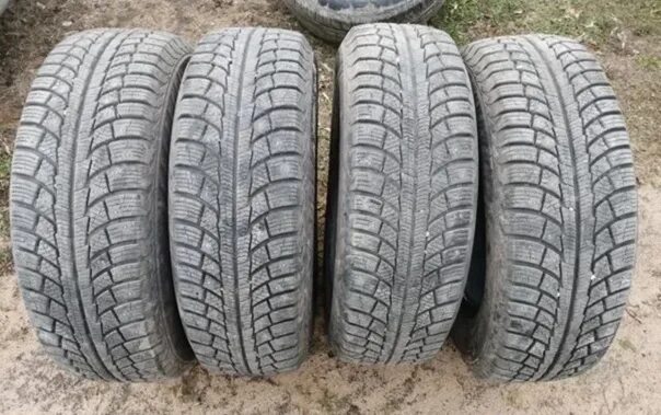 Колес 225 65 r16. Колеса барум зима. 225 65 16с зима. Шина bridgestone dueler at 001 225/70 r16 103s. Pirelli carrier winter 205 55 r16.