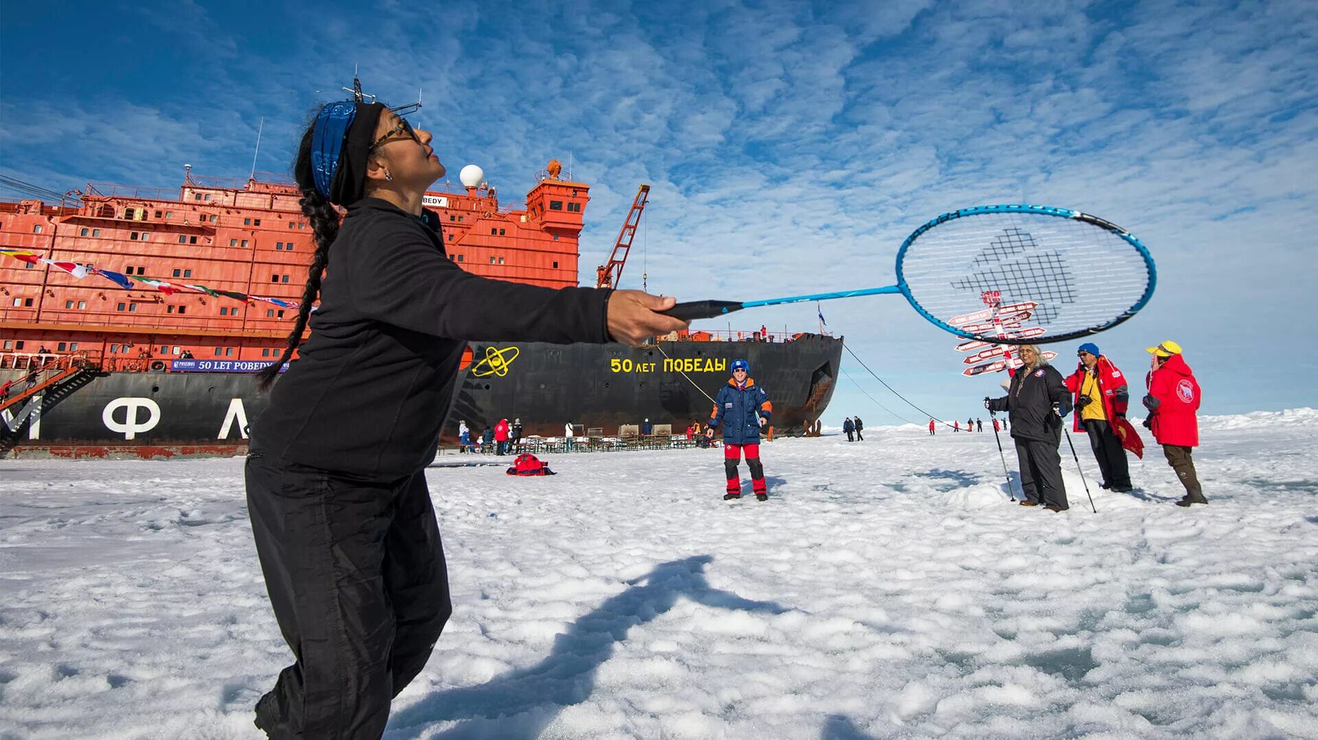 50 лет победы атомный ледокол круиз. Круиз на северный полюс на атомном ледоколе. Ледокол 50 лет победы круиз. Ледокол северный полюс. 50 лет победы атомный ледокол.