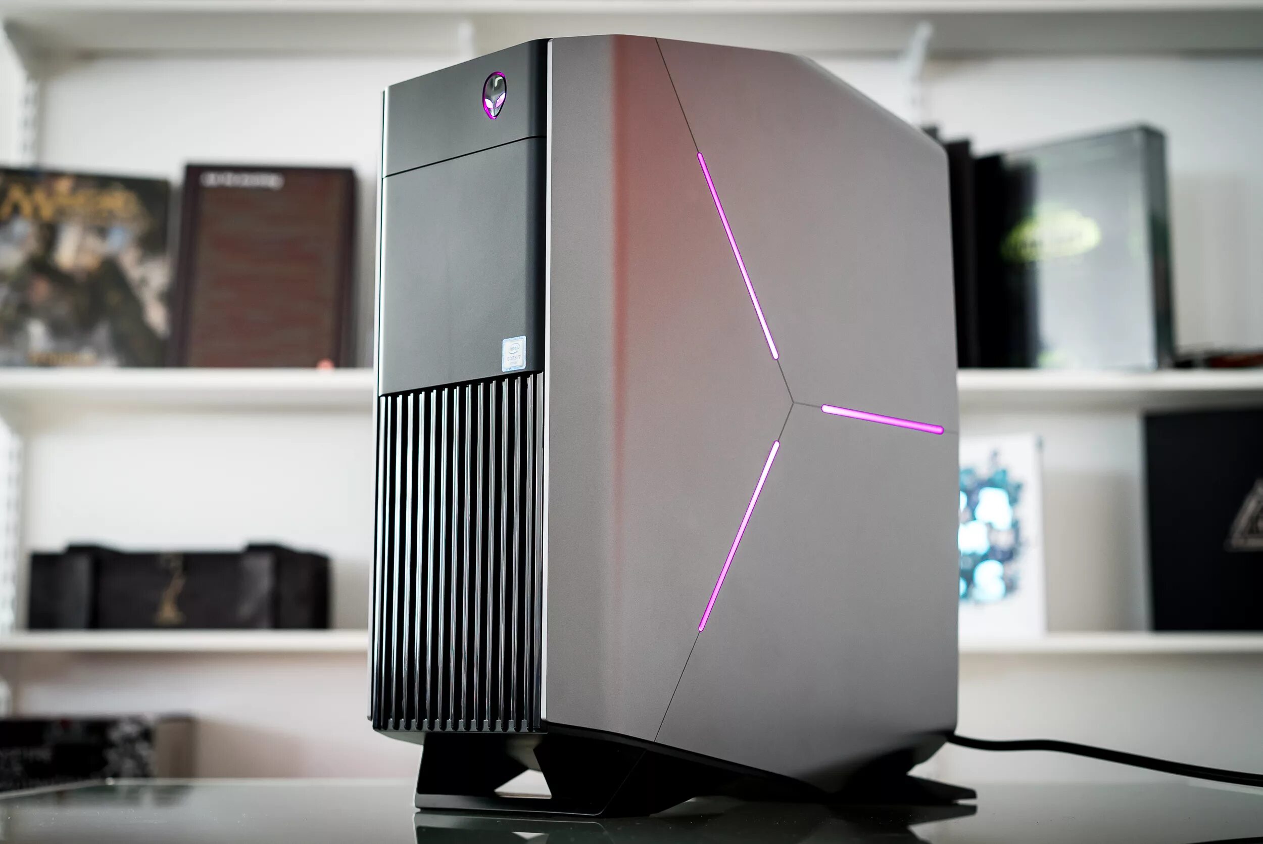 P r computer