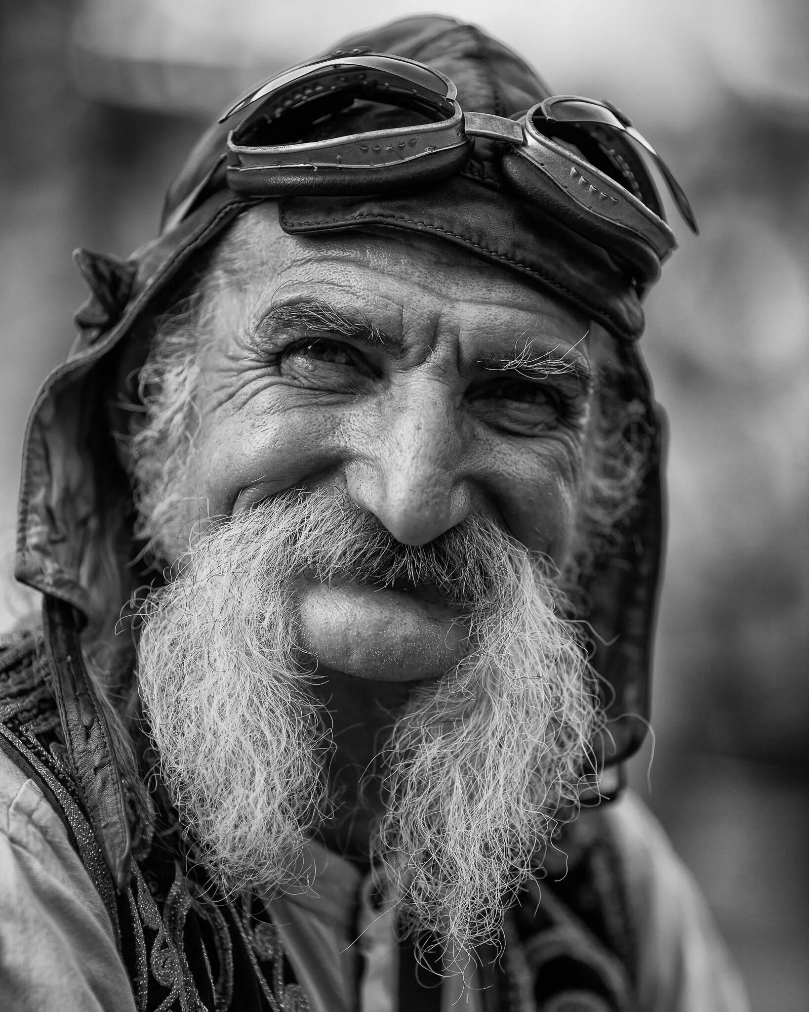 Old man face. Старый дедушка. Старенький дедушка. Колоритные портреты. Дряхлый старик.