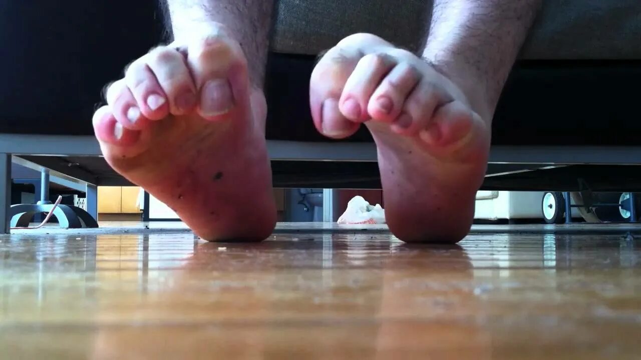 Feet vids. Feet smelly обувь.