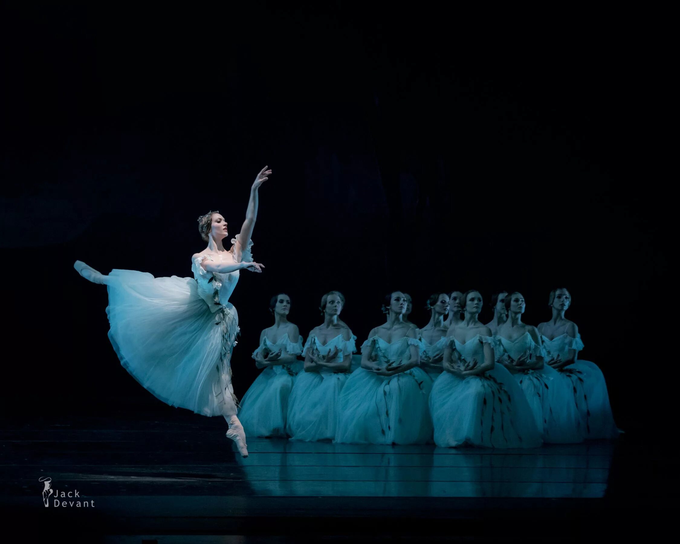 Жизель вишнева полунин. Жизель вишнева полунин. Жизель диана вишнева книга. Диана вишнева и полунин. Диана вишнева жизель.