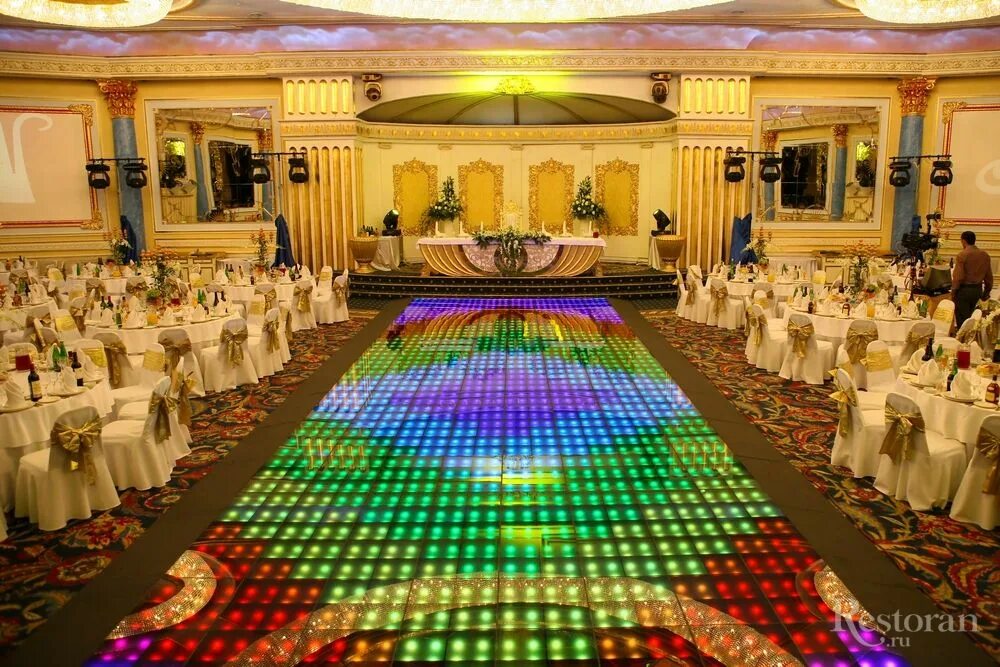 малый зал наполеон ленинский проспект. ресторан наполеон гарибальди. банкетный зал наполеон гарибальди. наполеон липецк шоколад. гарибальди 1а ресторан наполеон.