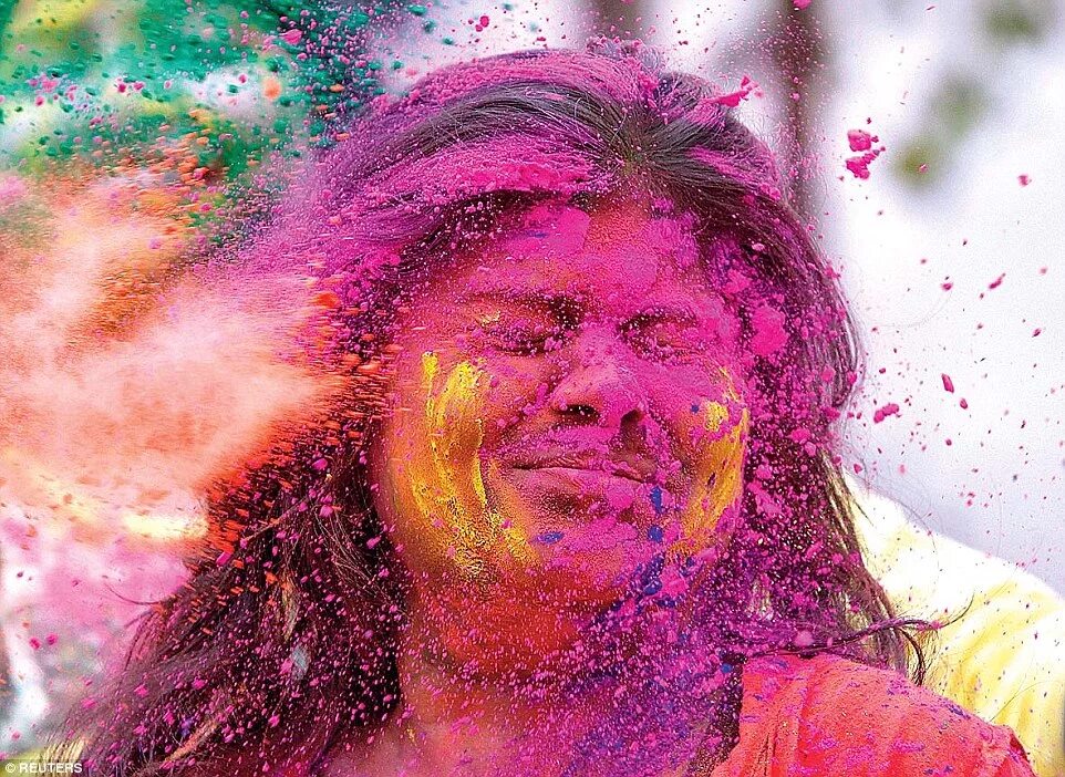 Holi bam. Holi. индия креатив. holi georgi. mara happy holi body cream.