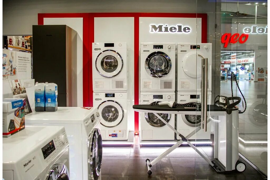 Ремонт бытовой техники миле. Техника Миеле. Бытовая техника Miele. Магазин Miele в Москве. Быт техника Милле.