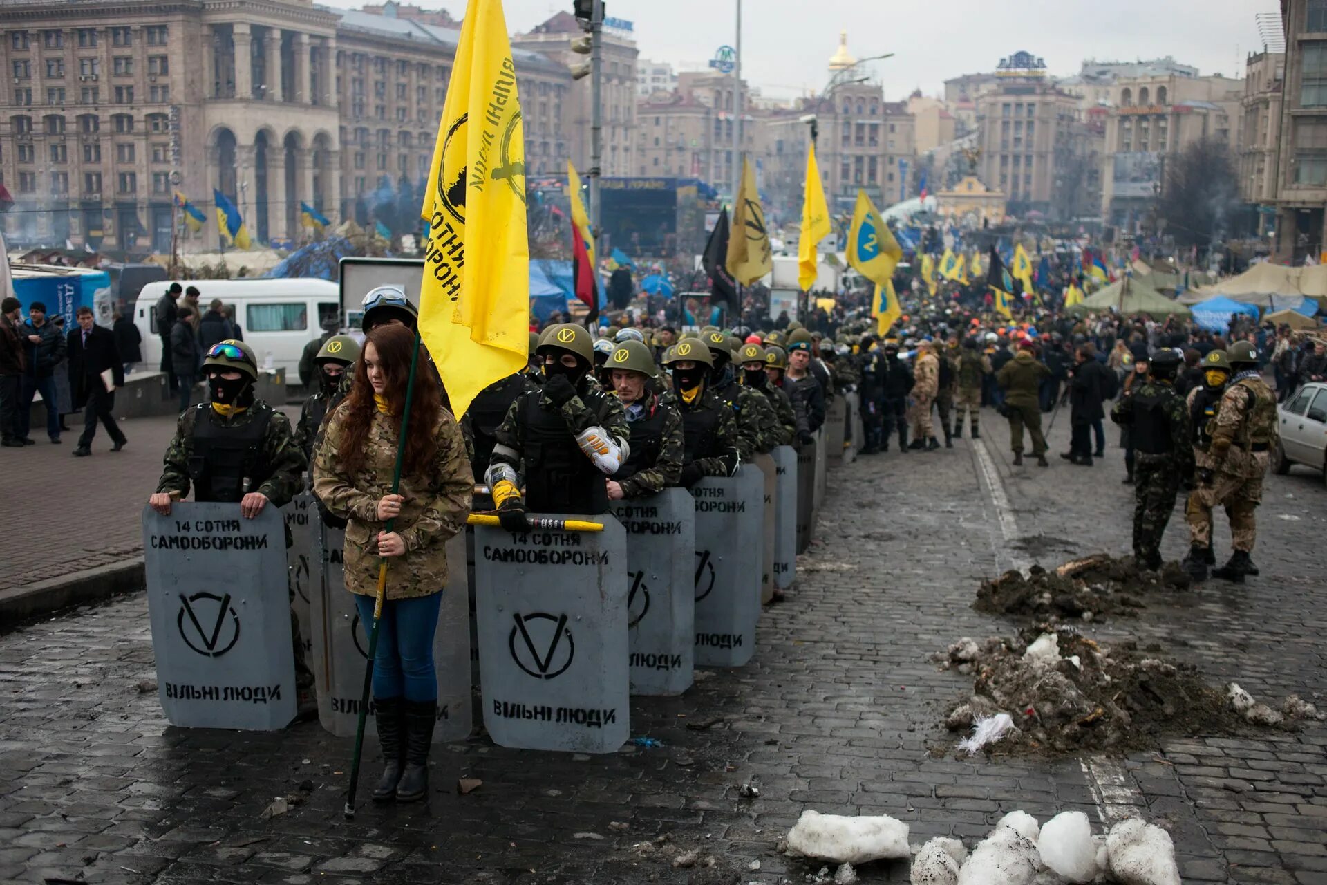 Майдан 2014 кратко и понятно. Евромайдан 2014. Киев Майдан 2014. Евромайдан на Украине в 2014. Киев площадь независимости Евромайдан.