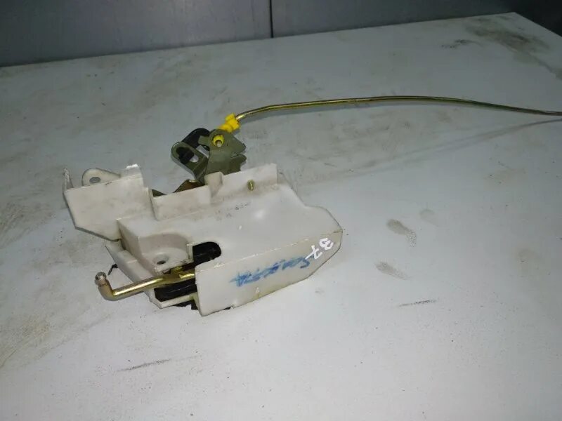 замок двери hyundai nf. замок хендай соната. замок заднего двери хундай соната. 8131038002 замок хендай соната. центральный замок соната 4.