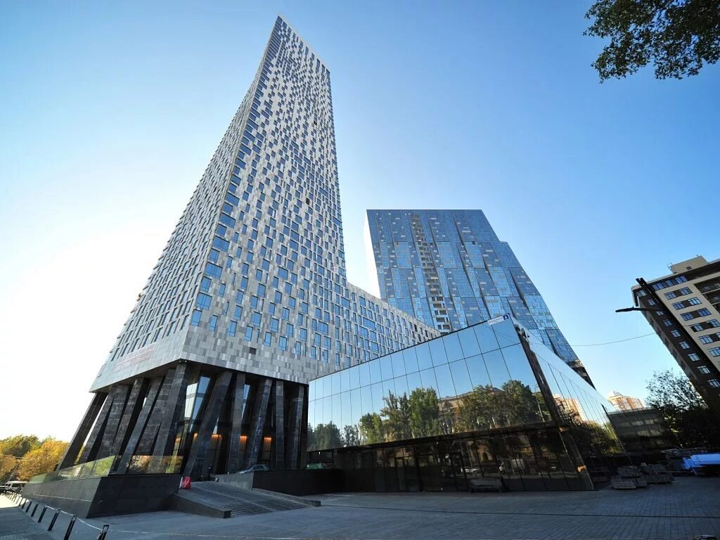 Москва, ул. 8 жк дом на мосфильмовской. Мосфильмовская, д. Д. Дом на мосфильмовской, москва, мосфильмовская улица, 8.