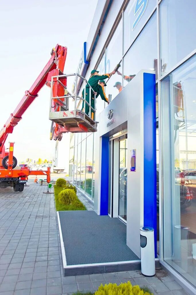 клининговая компания брянск. клининг троицк. клининг троицк. фото подработки в помещении. уборка офисов реальные фото.