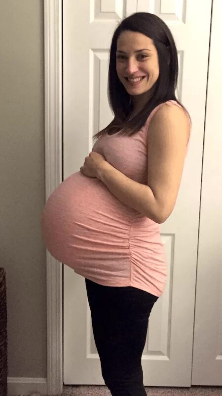 2 беременность в 35 лет. Беременна третьим ребенком страшно. 35 Неделя беременности фото рождённых. Третья беременность в 35 лет.