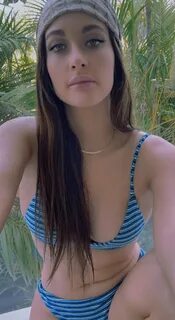 Kacey Musgraves Bikini Pics.