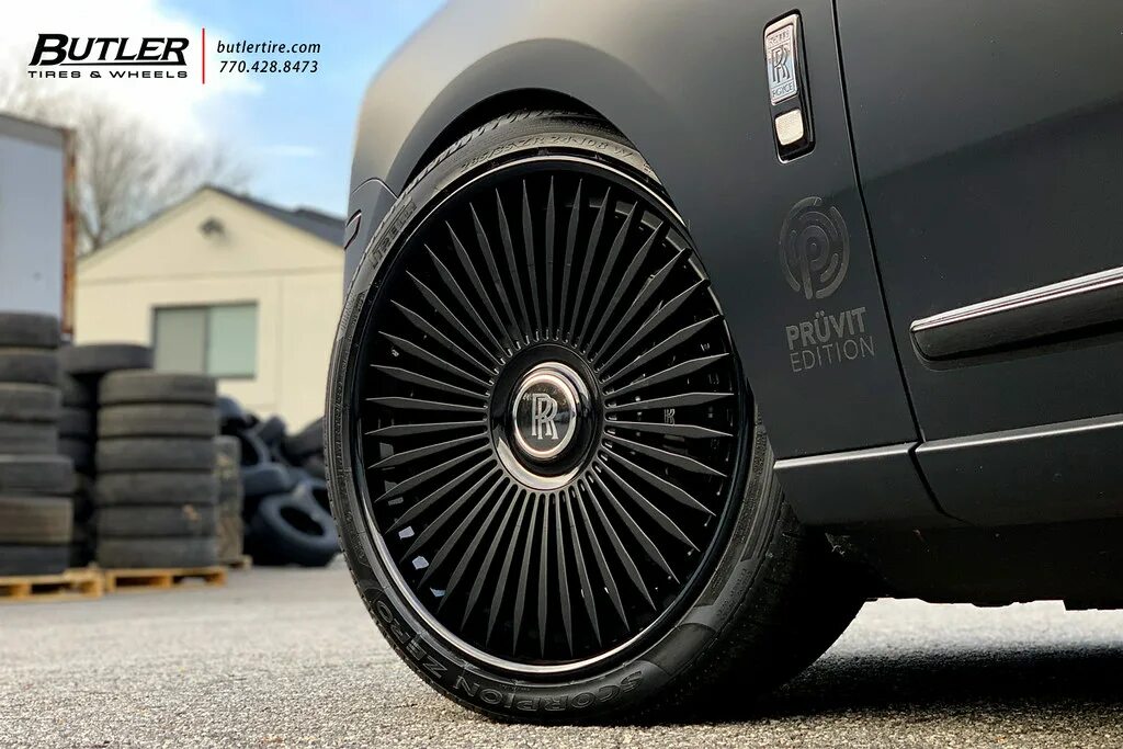 Диски роллс ройс. Диски Rolls Royce r17. Диски черные r22 Rolls Royce. Диски на Rolls Royce r26. Rolls Royce r22.