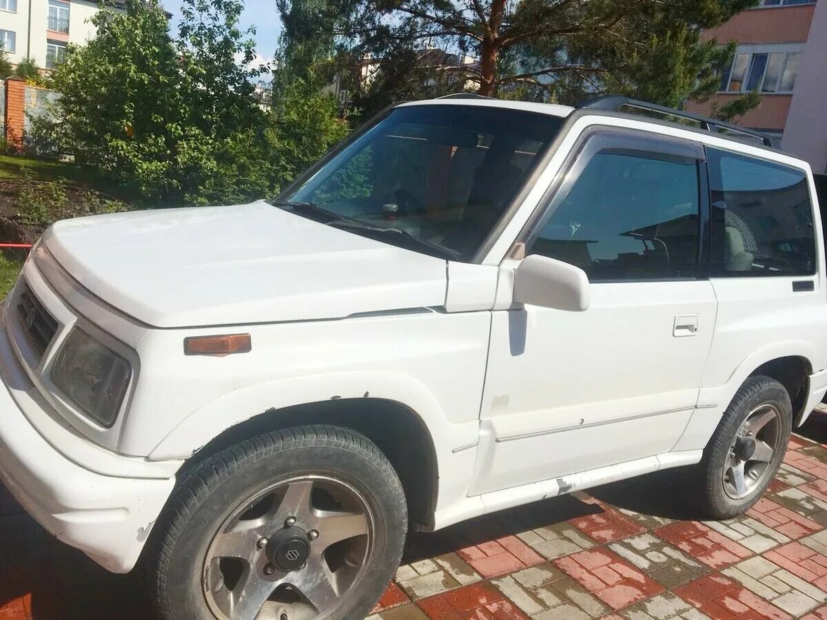 Сузуки эскудо 1.6. Сузуки эскудо белый 1997. Suzuki Escudo 1.6 at, 1993. Сузуки эскудо 1997 1 поколение. Сузуки эскудо 1990 белая.