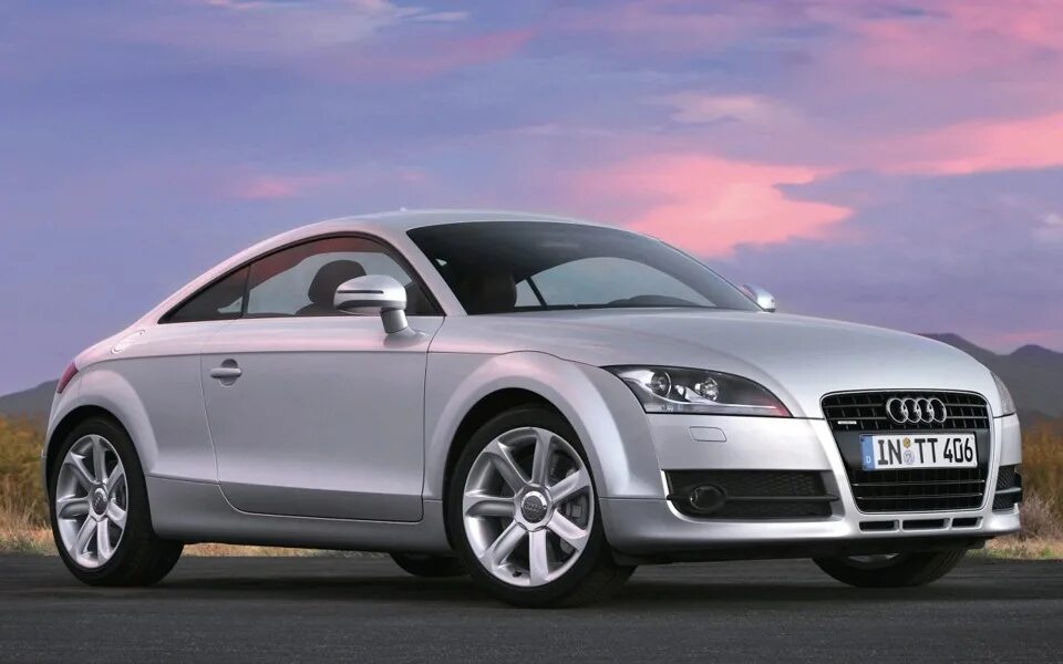 Audi tt 8n coupe. Ауди тт купе. Автомобиль audi tt. Ауди тт 8j. Ауди тт 2.