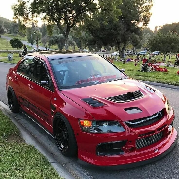Nissan lancer. Митсубиси лансер эволюшн 1. Nissan lancer. Лансер 10 эволюшн. Митсубиси лансер х10.