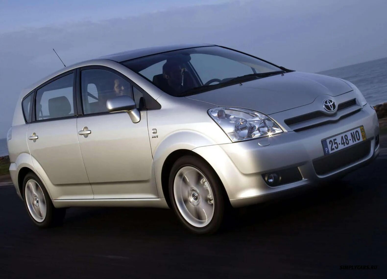 Toyota corolla verso 2006. Toyota corolla verso 2. Тойота королла версо. Тойота королла версо 2008. 6.