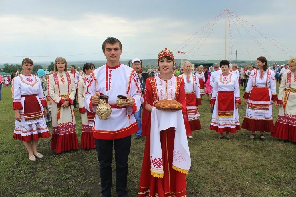 Национальный праздник чувашей. Традиции Чувашии Акатуй. Дрожжановский район Акатуй. Акатуй Чувашский праздник. Праздники народов России Акатуй.