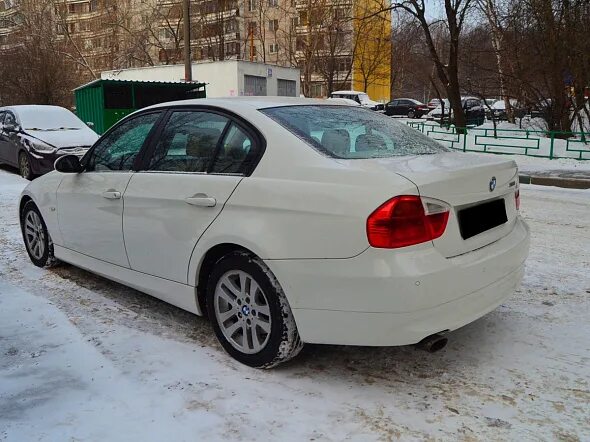 Автомобиль бмв с пробегом. БМВ 3 2008. БМВ 3 2008 белая. БМВ 3 2008 2 Л. BMW 320 2008г.